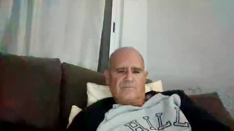 Snapshot of mikereef chatting on 03/08/25, 10:02 mikereef online show from 03/08/25, 10:02
