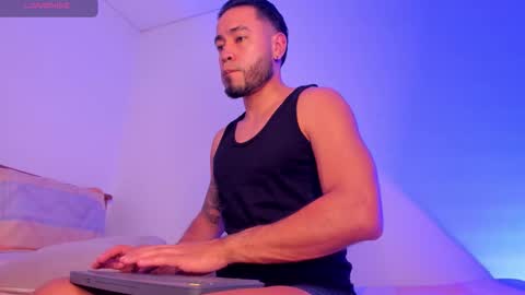 Mike online show from 11/18/25, 01:33