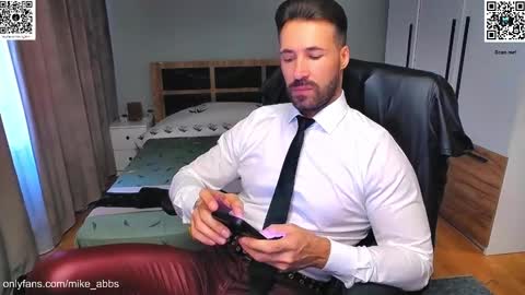 Mike    online show from 10/28/25, 01:03