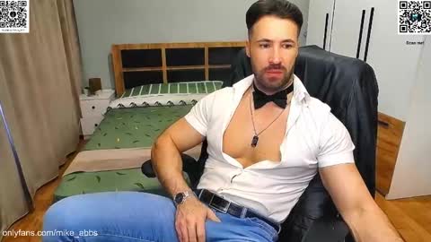 Mike    online show from 02/12/26, 03:07