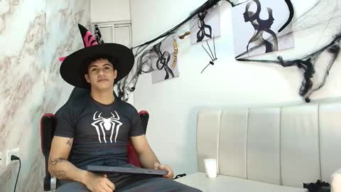 mikey_banji online show from 10/21/25, 12:39