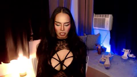 Mistress MikeyAlawi online show from 12/15/25, 11:47