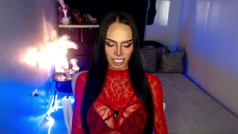 Snapshot of mikeyalawi03 chatting on 06/25/26, 04:44 Mistress MikeyAlawi online show from 06/25/26, 04:44