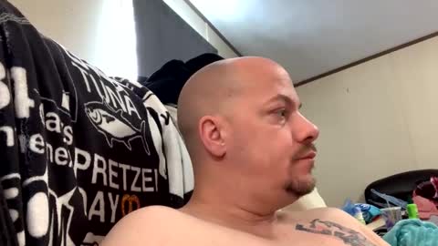 mikeylikesit2222 online show from 01/12/25, 04:29