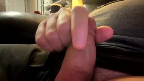 mikeylikesit2222 online show from 11/02/25, 12:57