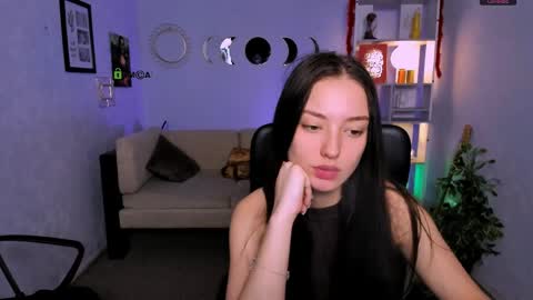 Miki online show from 04/20/26, 05:43