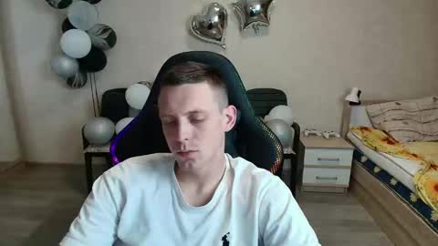 Michael online show from 06/11/26, 12:32