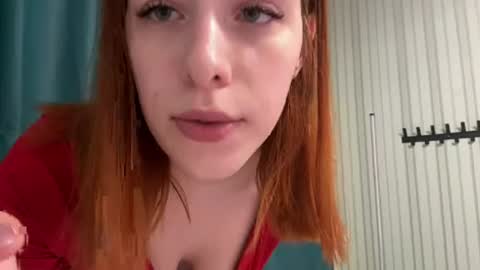 Snapshot of mikka_blush chatting on 07/10/26, 09:17 mikka_blush online show from 07/10/26, 09:17
