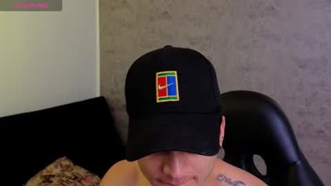 MIKKE online show from 02/26/26, 02:05