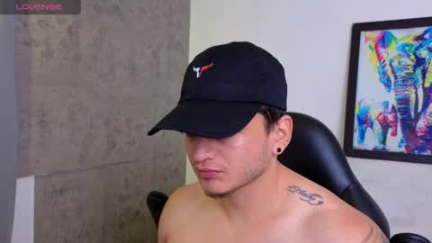 Snapshot of mikke_love chatting on 06/06/26, 01:38 MIKKE online show from 06/06/26, 01:38