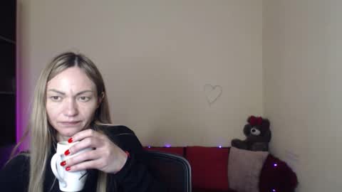 Adalina online show from 04/23/26, 08:44