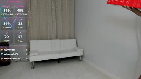 Mikaylah online show from 11/05/25, 03:23