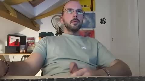 mikmik91 online show from 12/11/24, 04:20