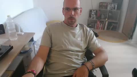 mikmik91 online show from 09/09/25, 01:54