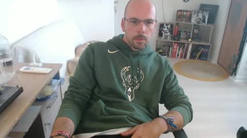 mikmik91 online show from 09/12/25, 08:58