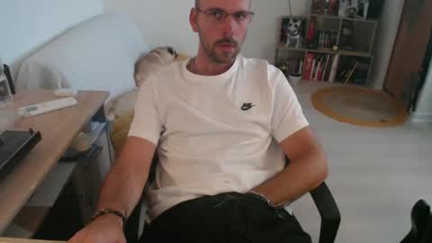 mikmik91 online show from 09/25/25, 10:30