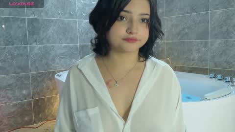 Mikoto Urb online show from 12/14/25, 08:57