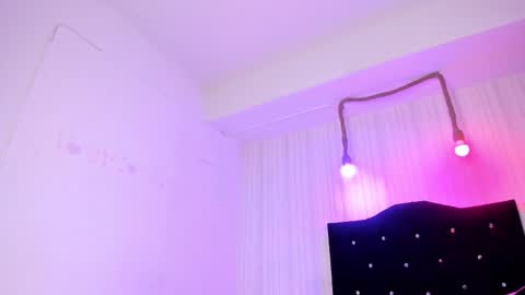   miku katsuragi  online show from 10/24/25, 02:30