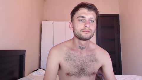 Snapshot of mikw63 chatting on 08/06/26, 05:20 Sin online show from 08/06/26, 05:20