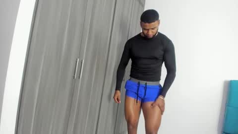 Miky online show from 10/08/25, 03:15