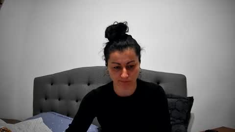 Mikyloveu online show from 02/10/25, 04:47