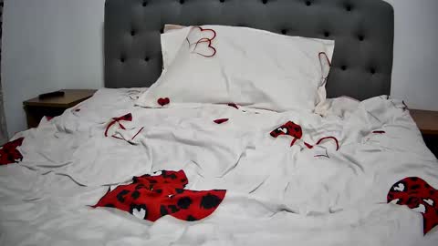 Mikyloveu online show from 02/14/25, 05:36