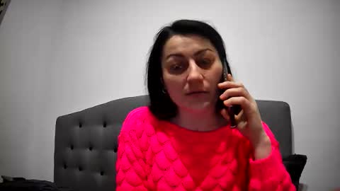 Mikyloveu online show from 02/15/26, 05:20