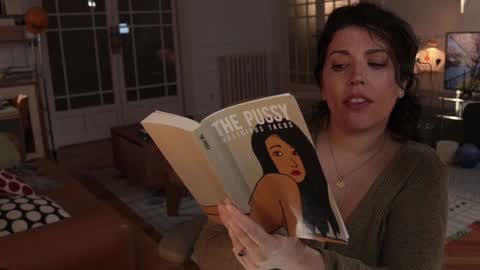 Snapshot of mila_ chatting on 01/16/25, 08:43 Princess Consuela Banana Hammock online show from 01/16/25, 08:43