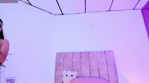 Snapshot of mila_1wood chatting on 07/15/26, 12:54 mila_1wood online show from 07/15/26, 12:54