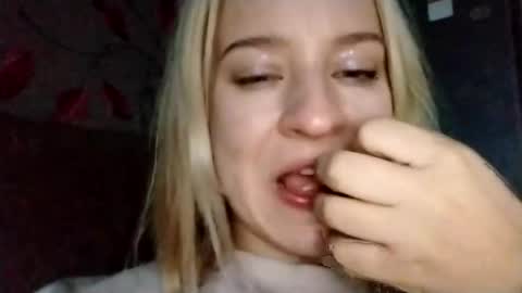 Mila 420 online show from 11/06/25, 03:51