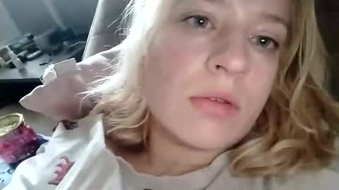 Mila 420 online show from 11/25/25, 10:04