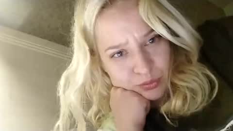 Mila 420 online show from 05/14/26, 10:27