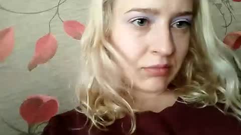 Snapshot of mila_420 chatting on 05/24/26, 12:43 Mila 420 online show from 05/24/26, 12:43