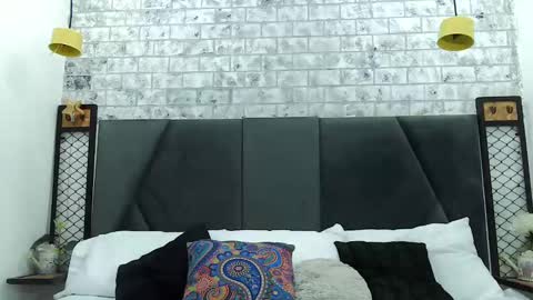 Snapshot of mila_adamss chatting on 02/20/25, 10:59 mila_adamss online show from 02/20/25, 10:59