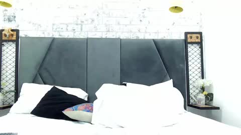 Snapshot of mila_adamss chatting on 02/23/25, 02:25 mila_adamss online show from 02/23/25, 02:25