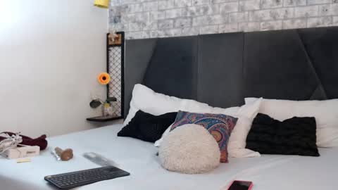 Snapshot of mila_adamss chatting on 09/22/25, 09:55 mila_adamss online show from 09/22/25, 09:55