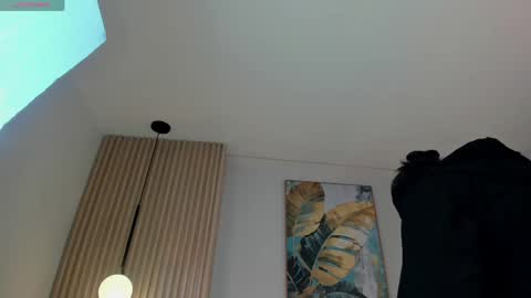 mila_hank online show from 03/27/26, 12:16