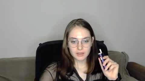 Snapshot of mila_keyy chatting on 04/02/26, 08:17 mila_keyy online show from 04/02/26, 08:17