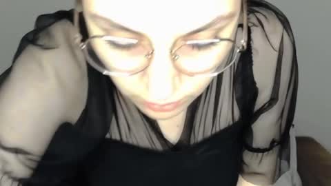 Snapshot of mila_keyy chatting on 05/13/26, 08:16 mila_keyy online show from 05/13/26, 08:16