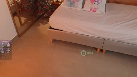 Milena  online show from 11/21/25, 11:20