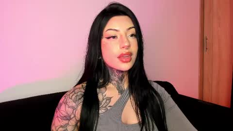 Snapshot of mila_monty__ chatting on 07/08/26, 04:39 online show from 07/08/26, 04:39