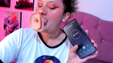 MILA  online show from 11/09/25, 05:00