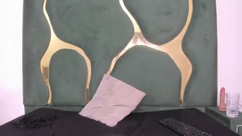 mila_petiteasm online show from 07/06/26, 03:03