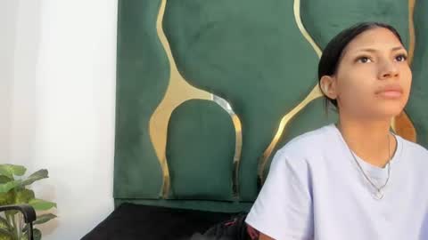 mila_petiteasm online show from 07/18/26, 12:20