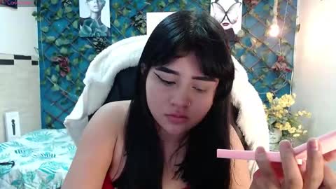 Snapshot of mila_quin chatting on 05/10/26, 12:54 mila_quin online show from 05/10/26, 12:54