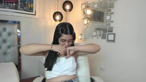 Snapshot of mila_quin chatting on 05/31/26, 12:12 mila_quin online show from 05/31/26, 12:12