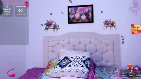 laura online show from 12/21/25, 03:35