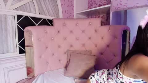 laura online show from 02/27/26, 03:39