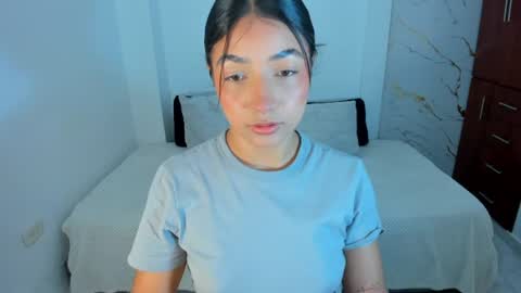 Snapshot of mila_rose1 chatting on 06/30/26, 01:06 martina online show from 06/30/26, 01:06