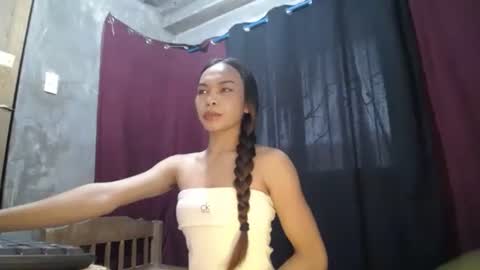 Snapshot of mila_seductressxx chatting on 05/23/26, 12:49 mila_seductressxx online show from 05/23/26, 12:49